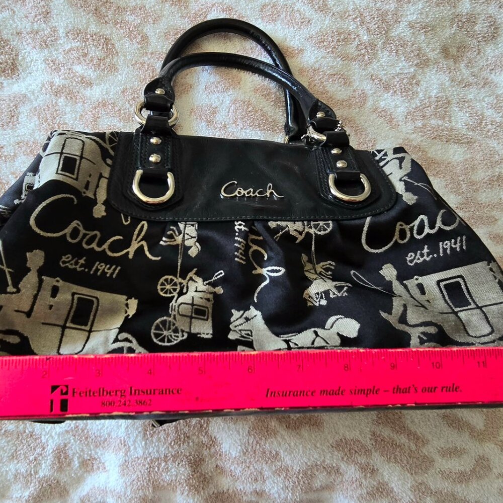 Coach Black and Cream Signature Satchel. - Picture 8 of 9